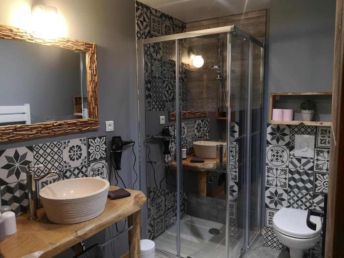 Gite La Grange De La Trigalle Avec Spa Professionnel Privatif Valognes Exterior photo